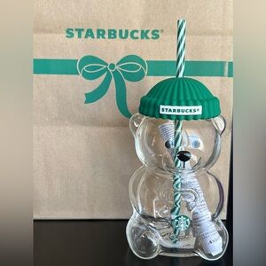Starbucks Holiday 2025 Bearista BEAR Glass
Cold Cup Tumbler With Straw